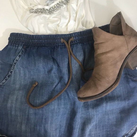 Anthropologie Cloth & Stone | Chambray Skirt - Picture 4 of 7